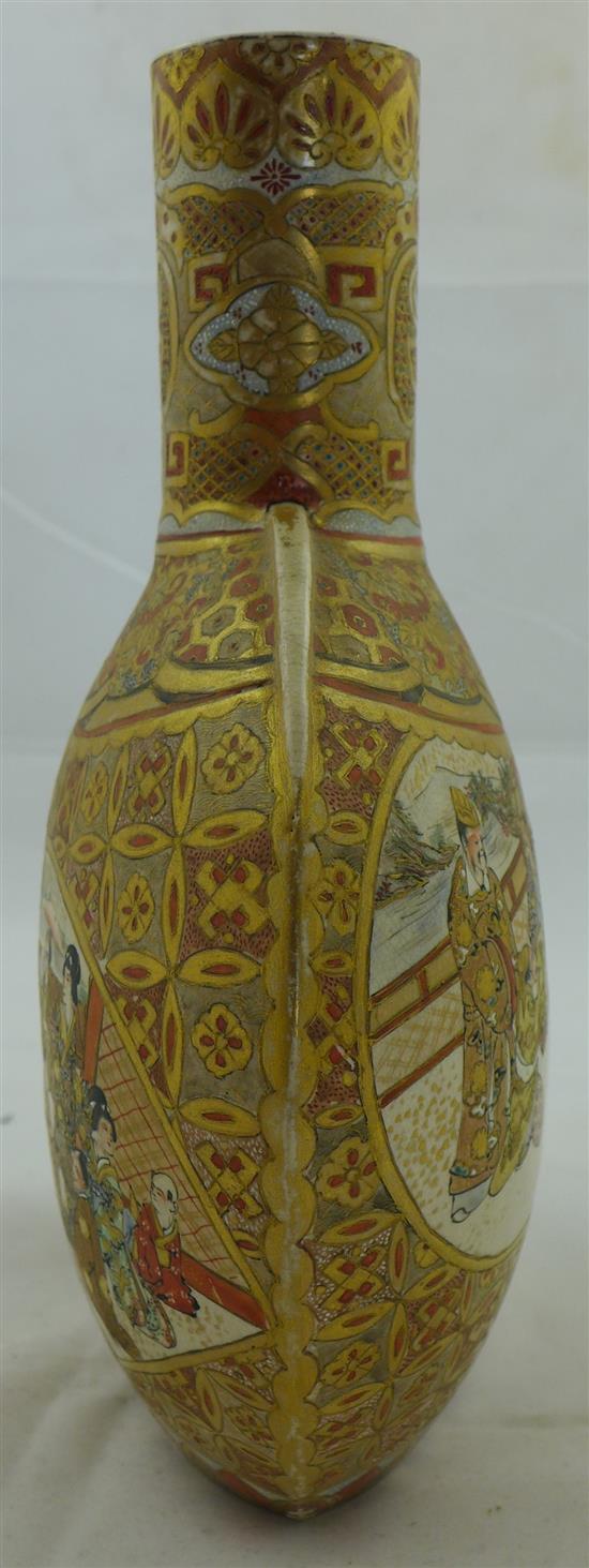 A Japanese Satsuma pottery flask, early 20th century,, crack to rim(-)